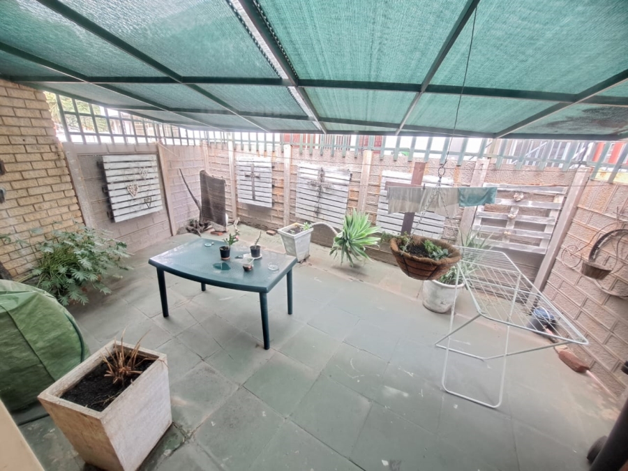 3 Bedroom Property for Sale in Rustenburg Central North West